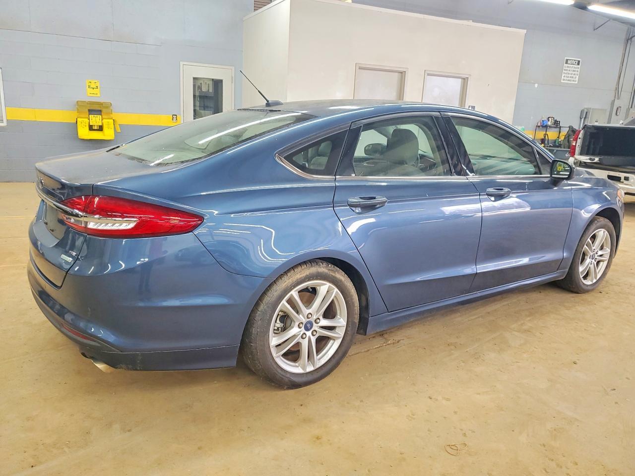 2018 Ford Fusion Se - Фото 3