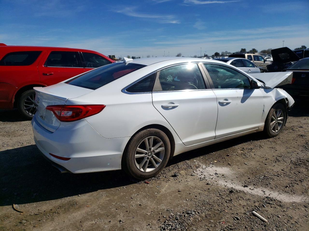 2015 Hyundai Sonata Se - Image 3