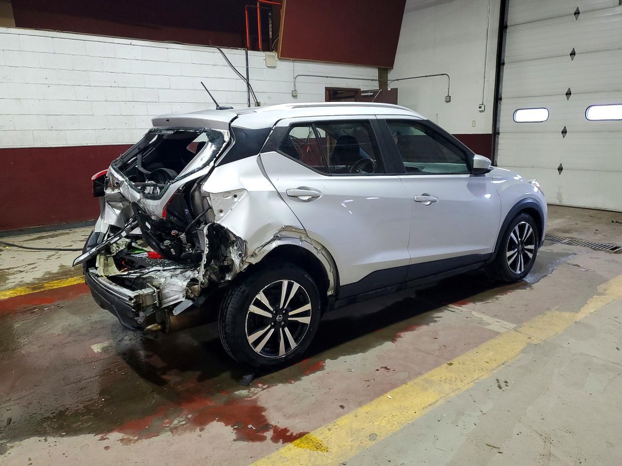 2019 Nissan Kicks S - Фото 3