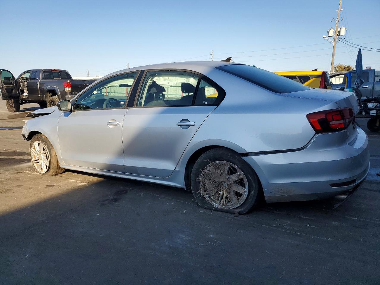 2016 Volkswagen Jetta S - Image 2