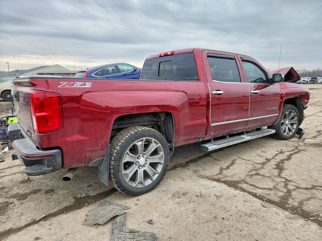 2017 Chev Silverado - Image 3