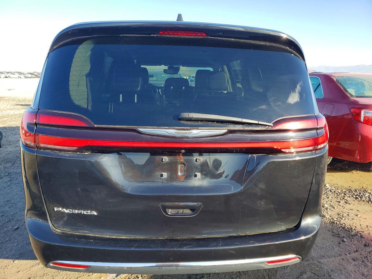 2022 Chrysler Pacifica Touring L - Фото 6