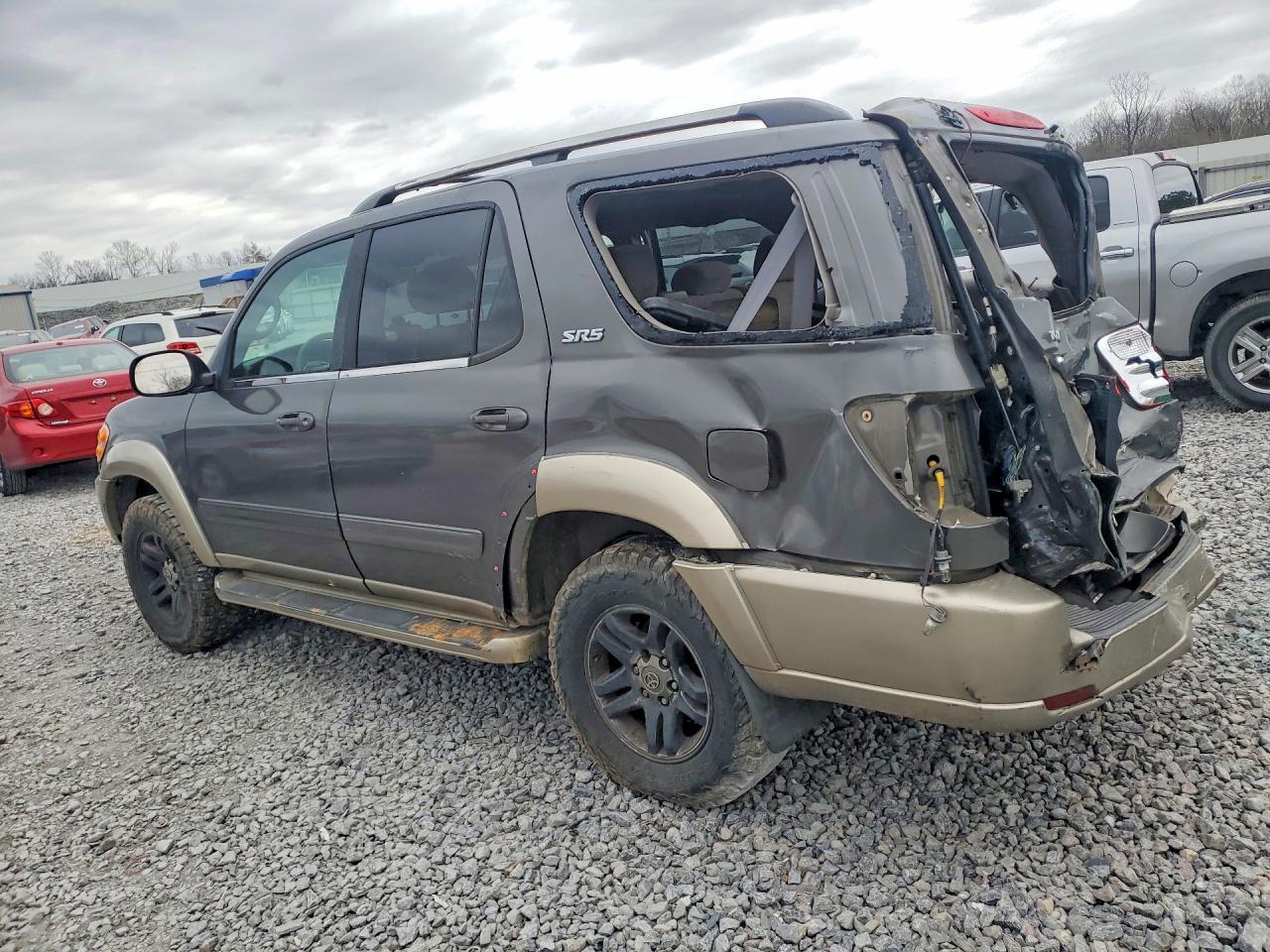 2003 Toyota Sequoia Sr5 - Image 2