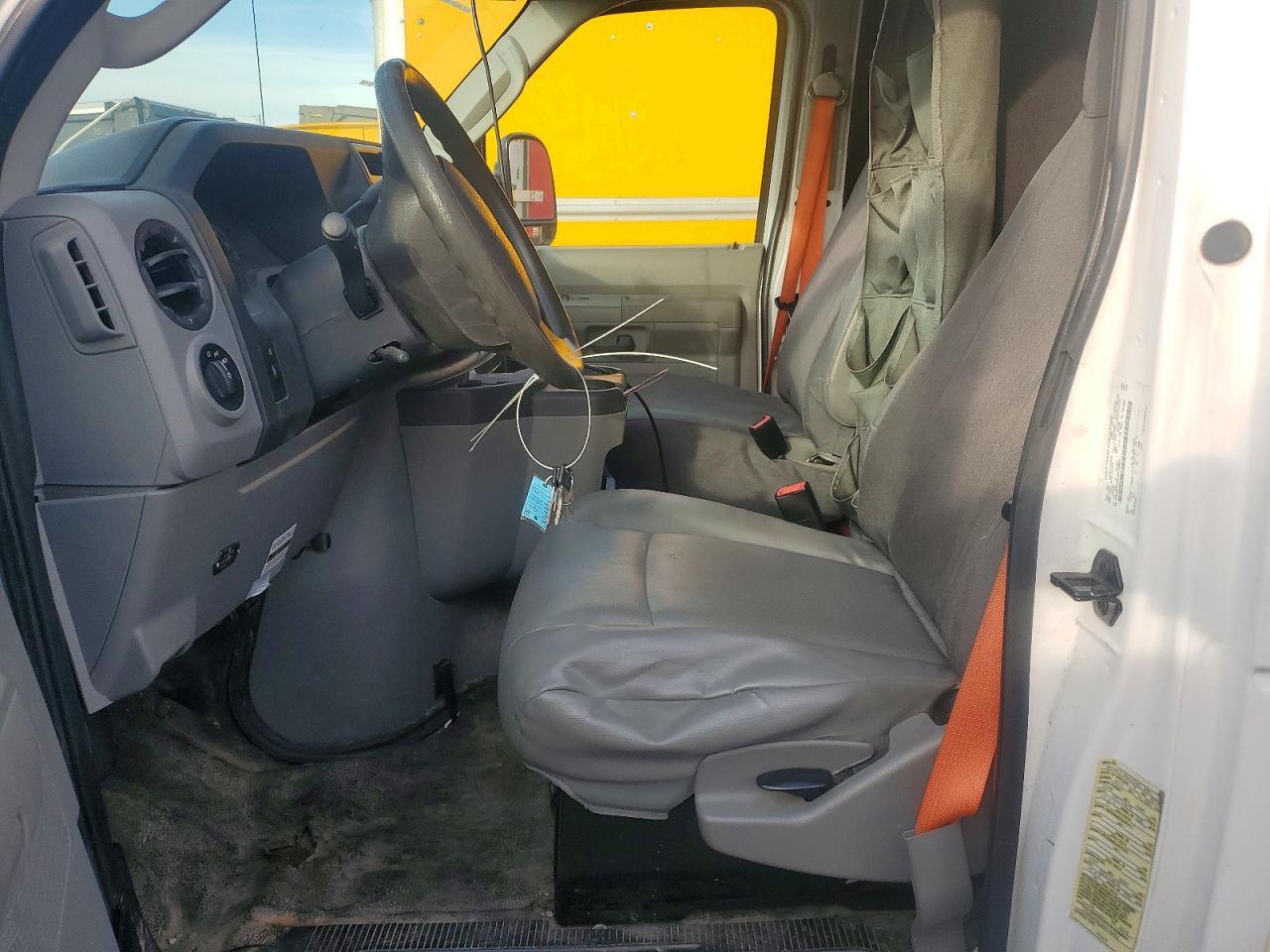 2018 Ford E450 Refrigerated Delivery Van - Фото 7