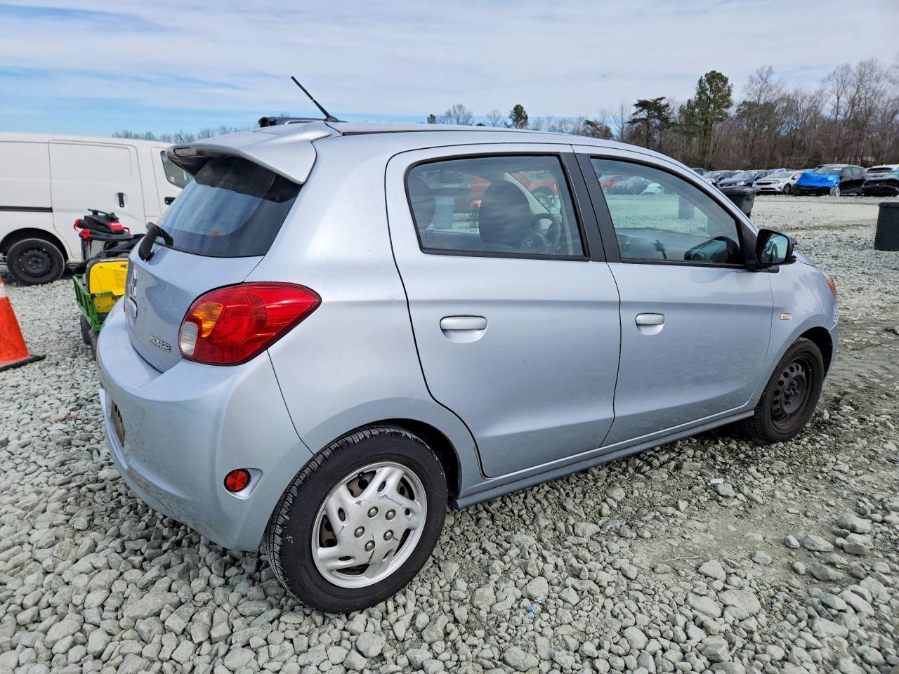 2015 Mitsubishi Mirage - Image 3