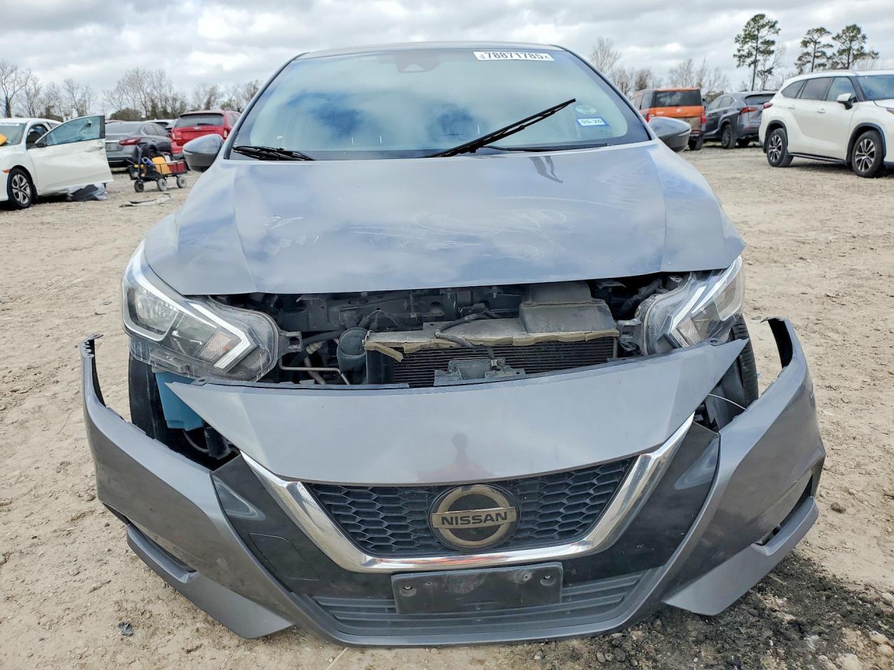 2021 Nissan Versa - Фото 5
