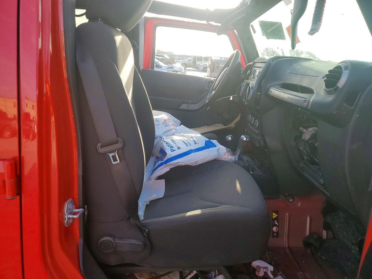 2017 Jeep Wrangler Unlimited Sport - Фото 7