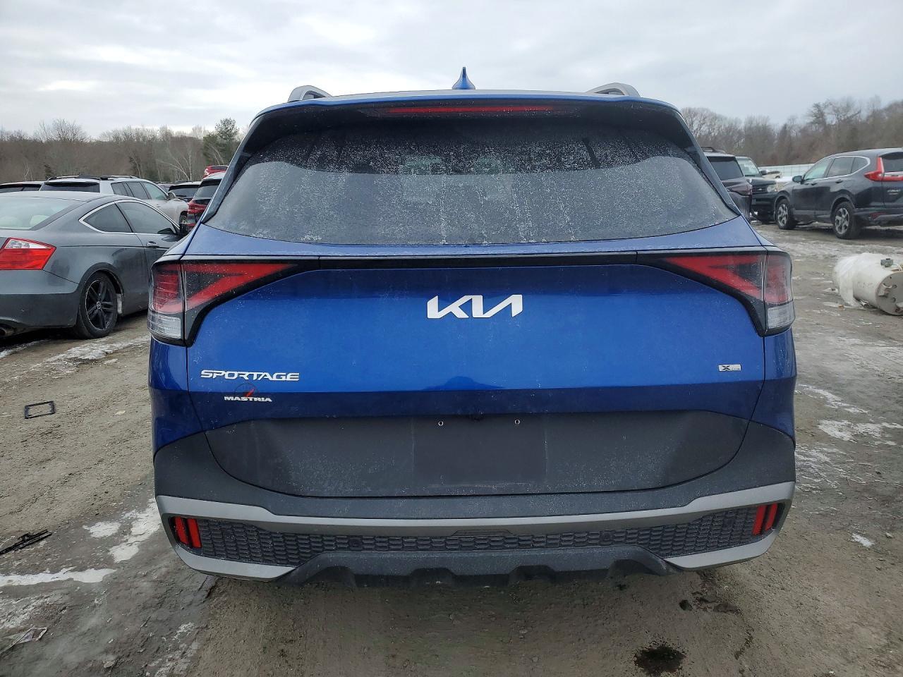 2023 Kia Sportage X Line - Image 6