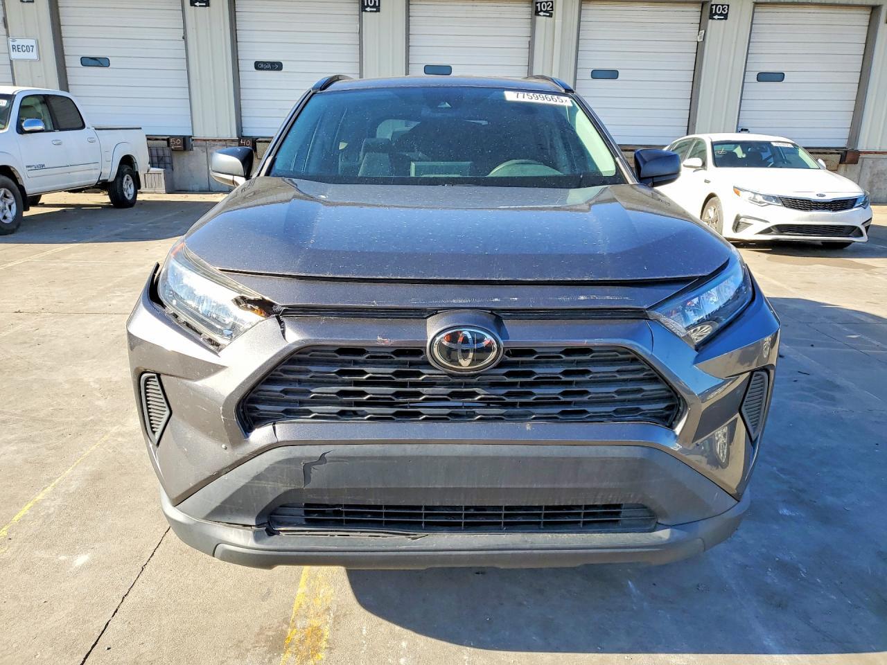 2021 Toyota Rav4 Le - Image 5