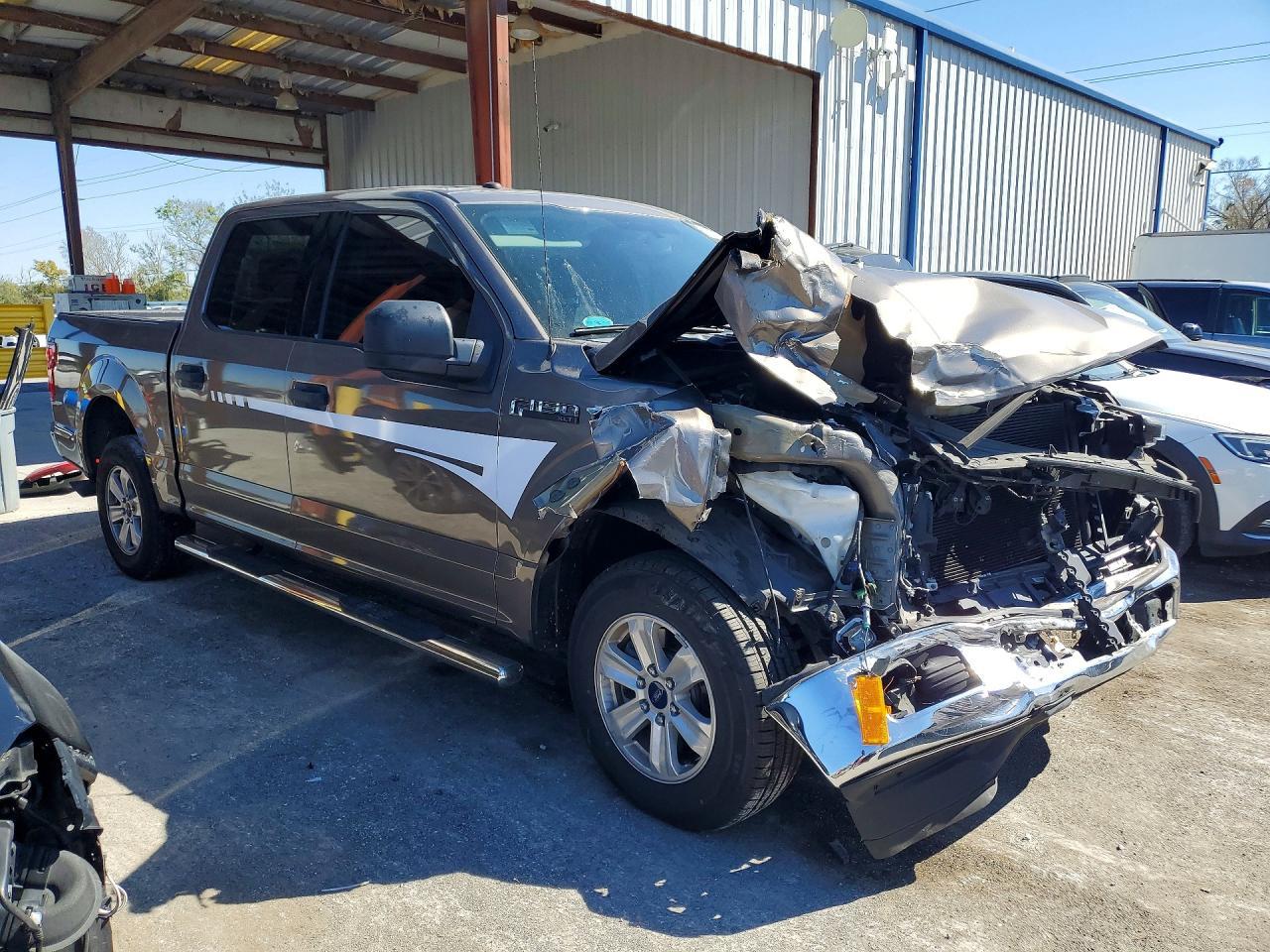 2018 Ford F150 Supercrew - Фото 4