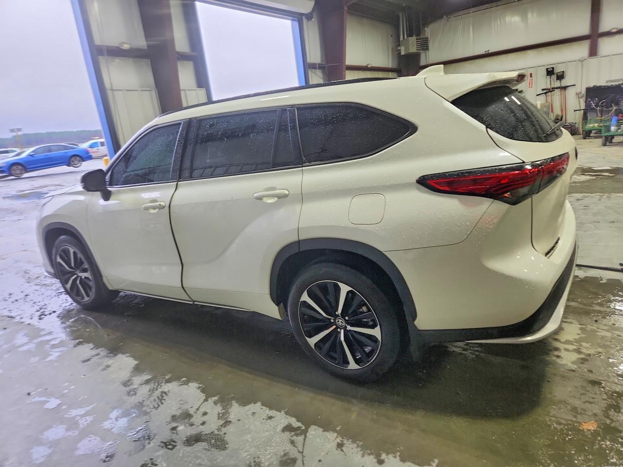 2021 Toyota Highlander Xse - Фото 2