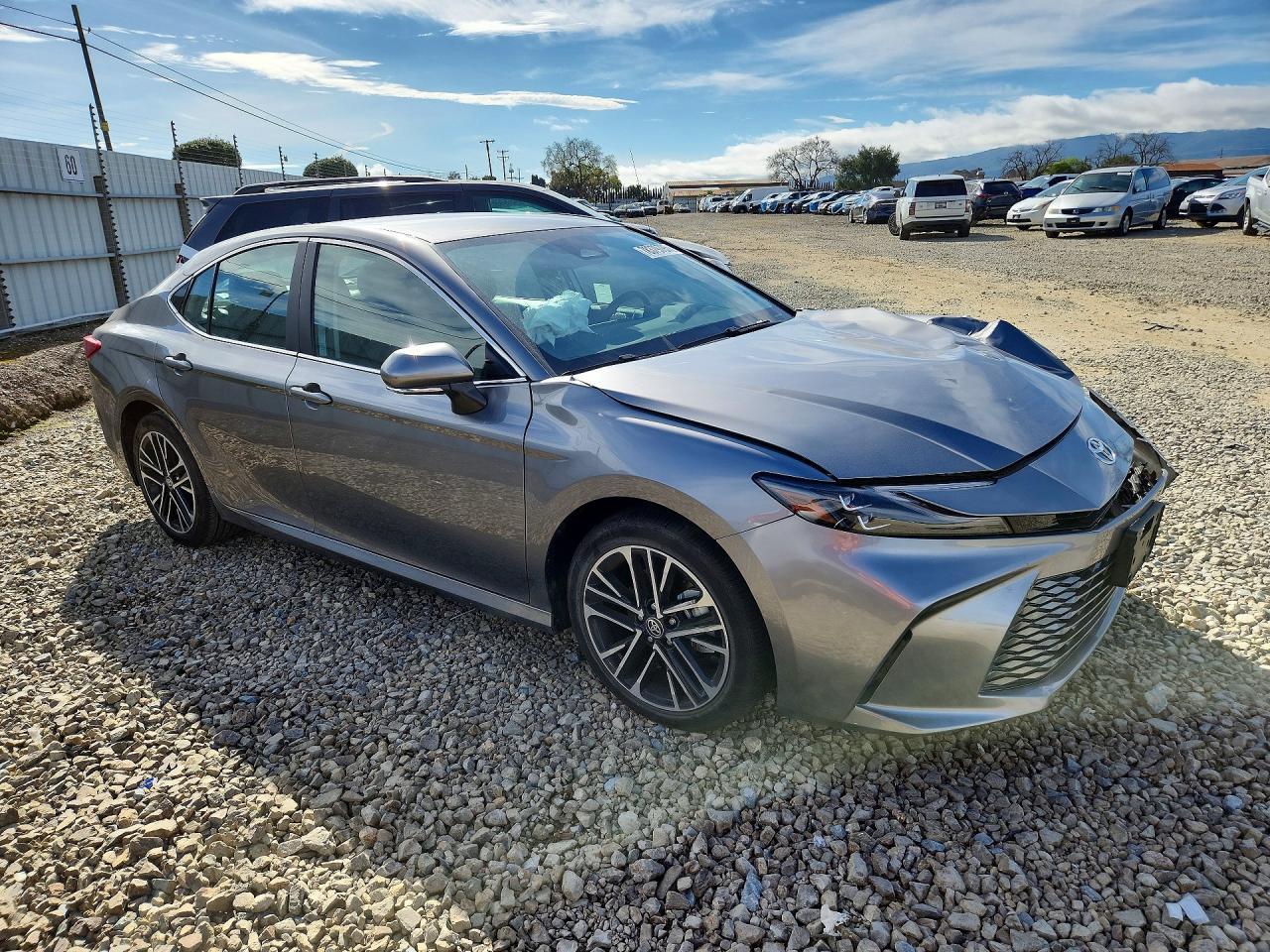 2025 Toyota Camry Xle - Image 4