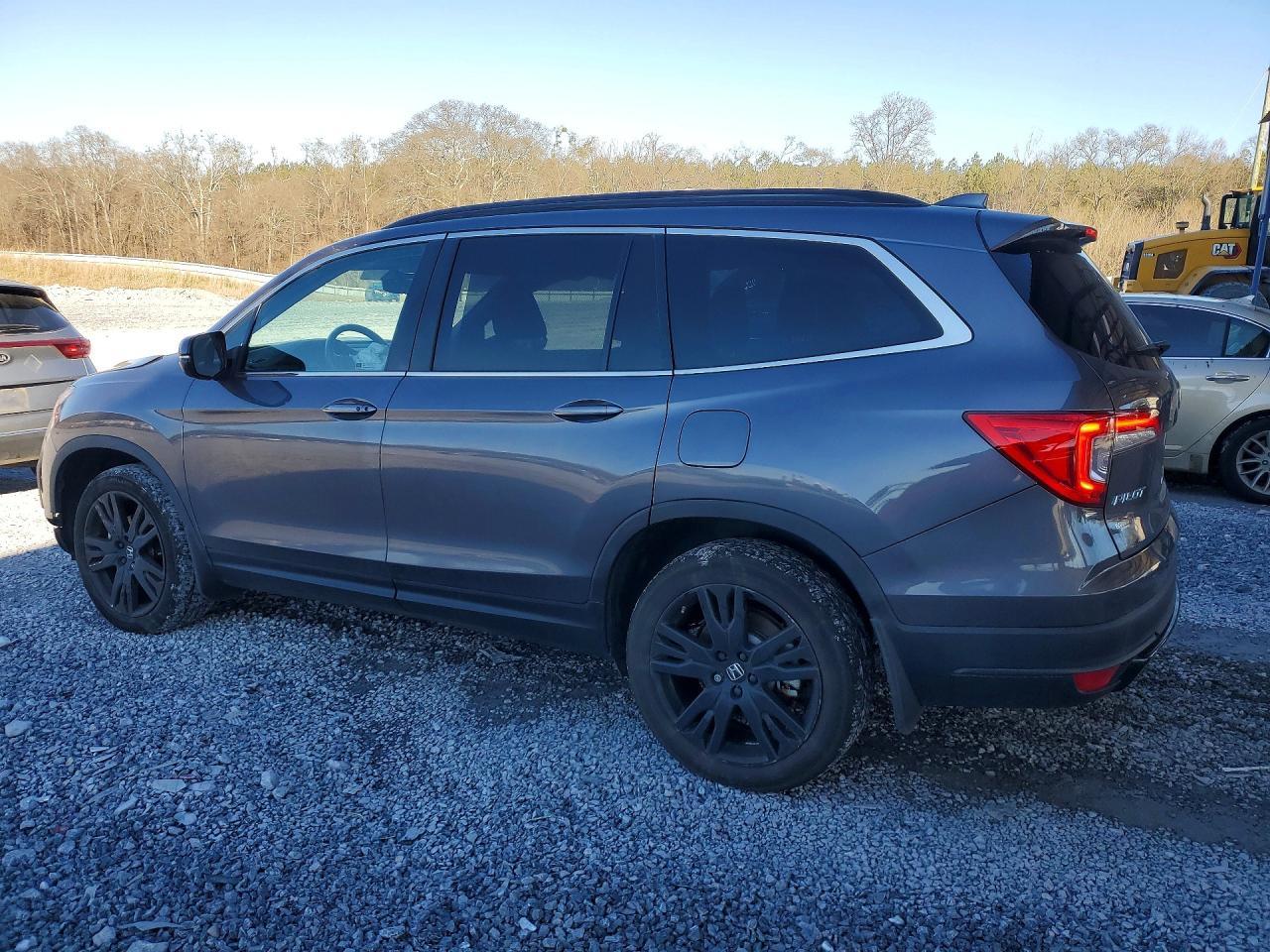 2022 Honda Pilot Se - Image 2