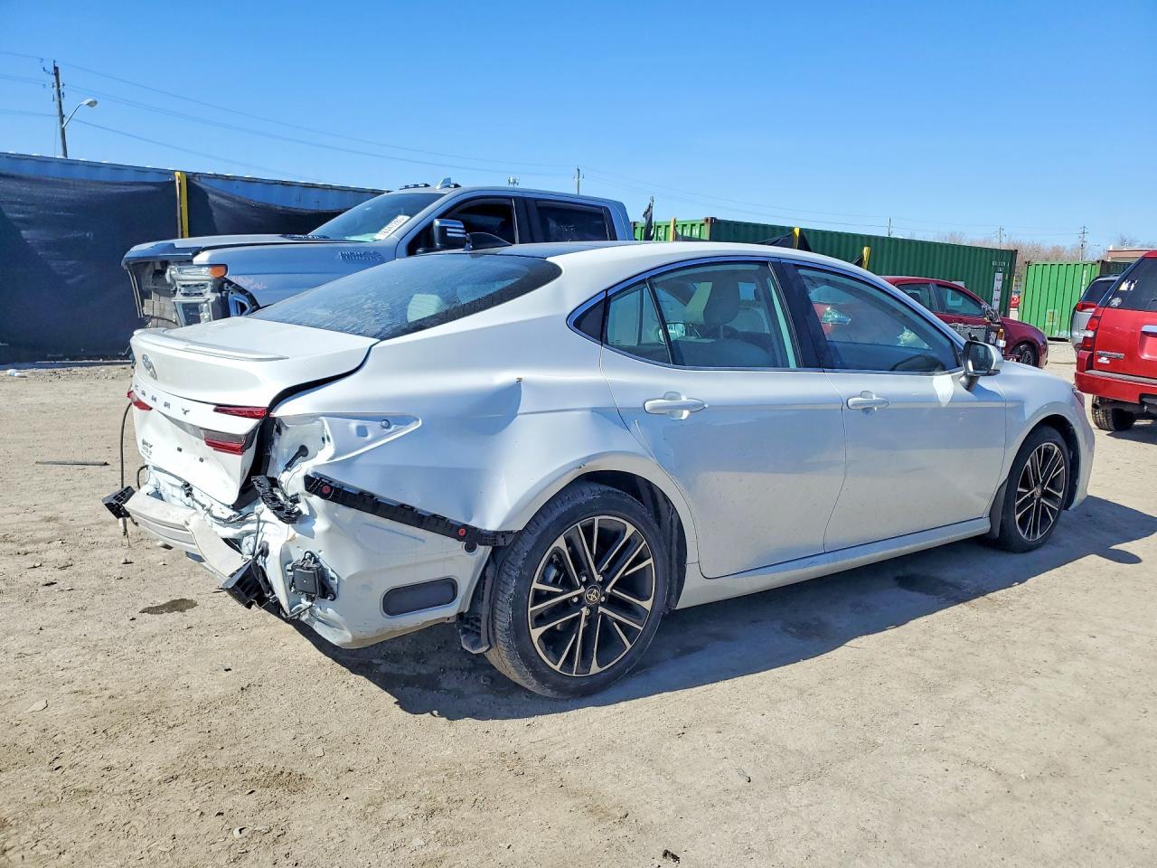 2025 Toyota Camry Xle - Фото 3