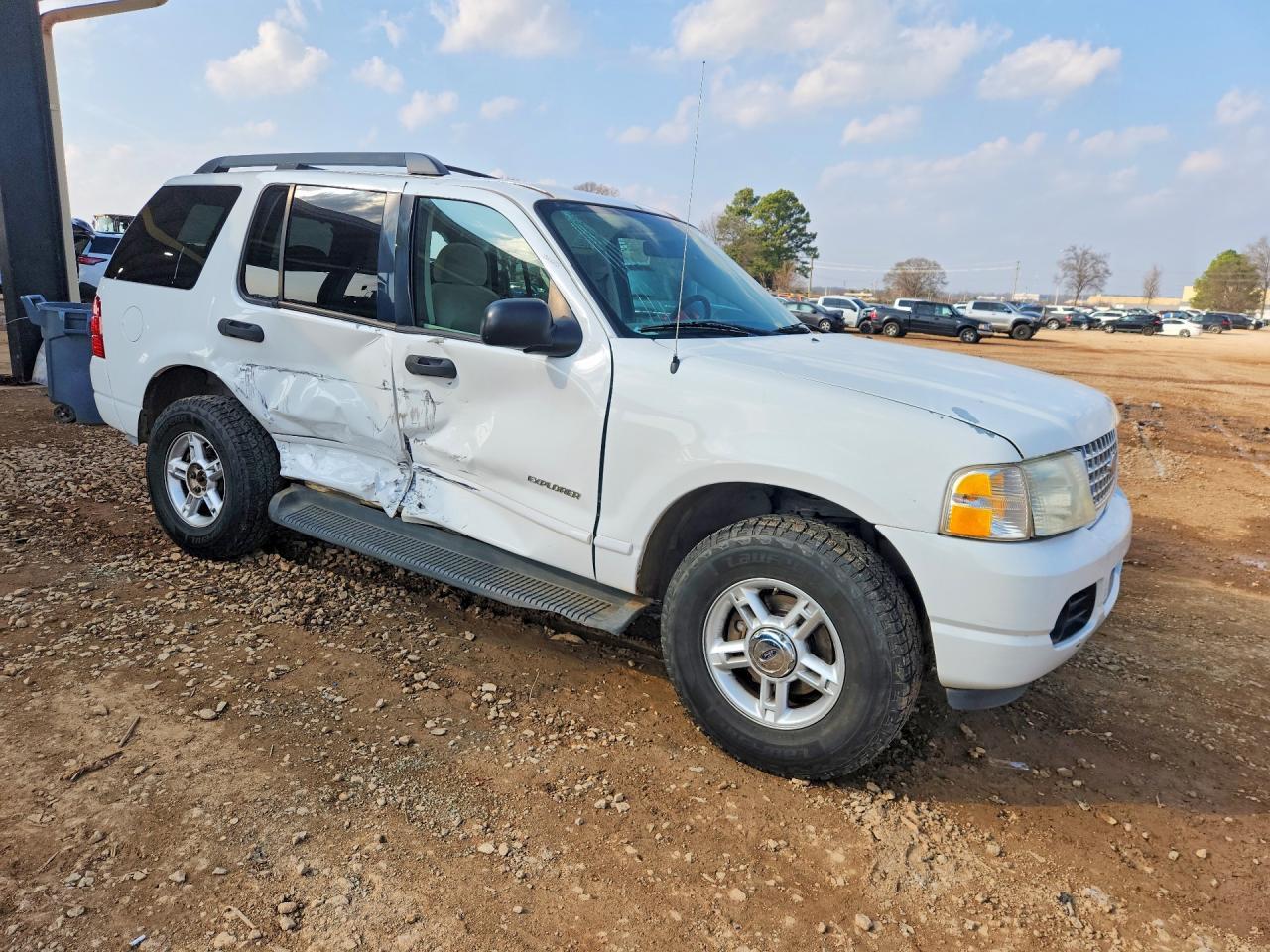2005 Ford Explorer Xlt - Image 4
