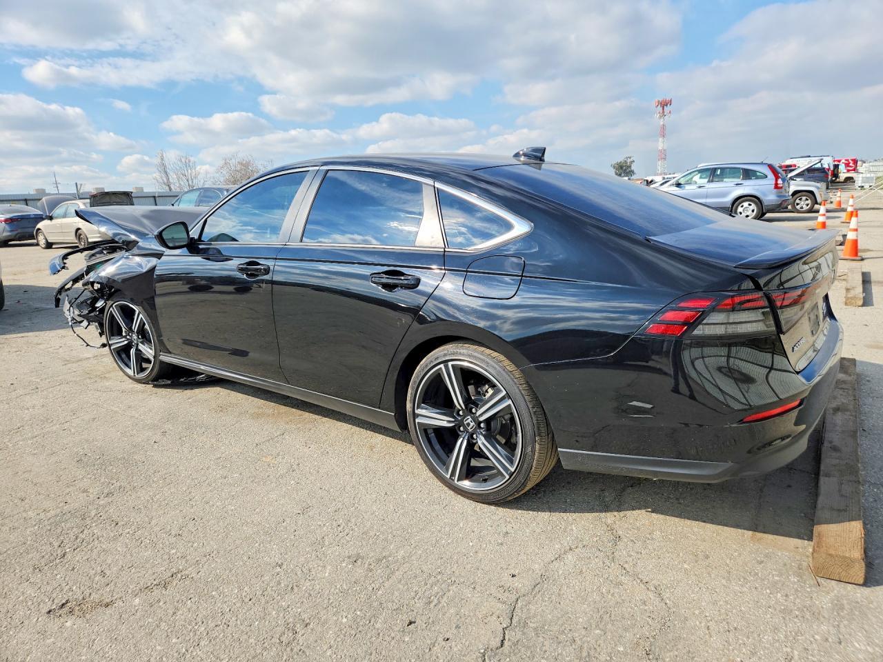 2025 Honda Accord Hybrid Sport - Фото 2