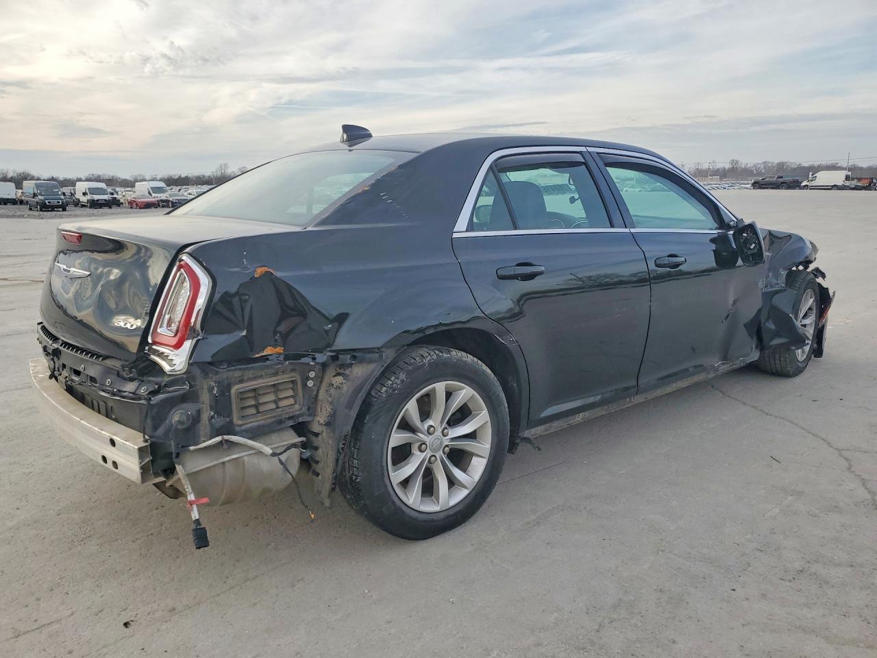 2015 Chrysler 300 Limited - Image 3