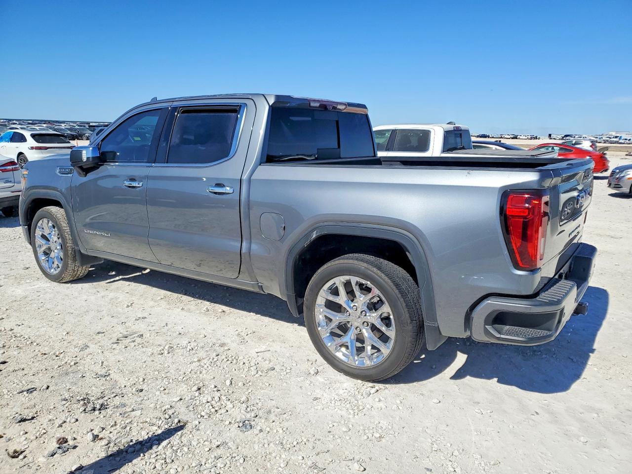 2021 GMC Sierra C1500 Denali - Фото 2