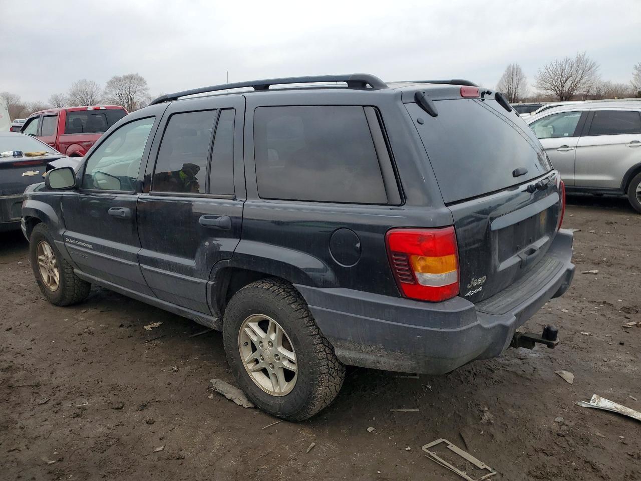 2003 Jeep Grand Cherokee Laredo - Image 2