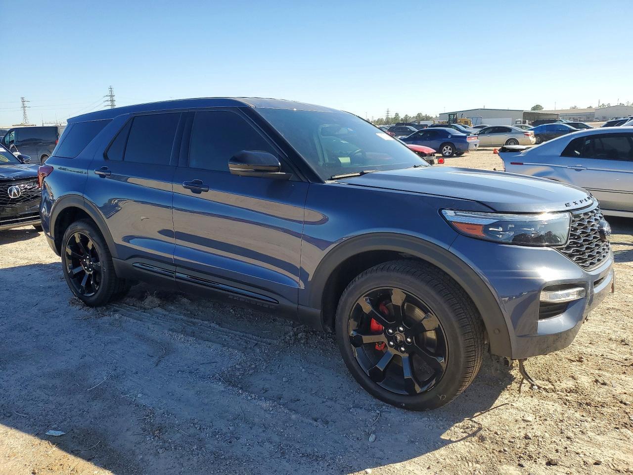 2021 Ford Explorer St - Image 4