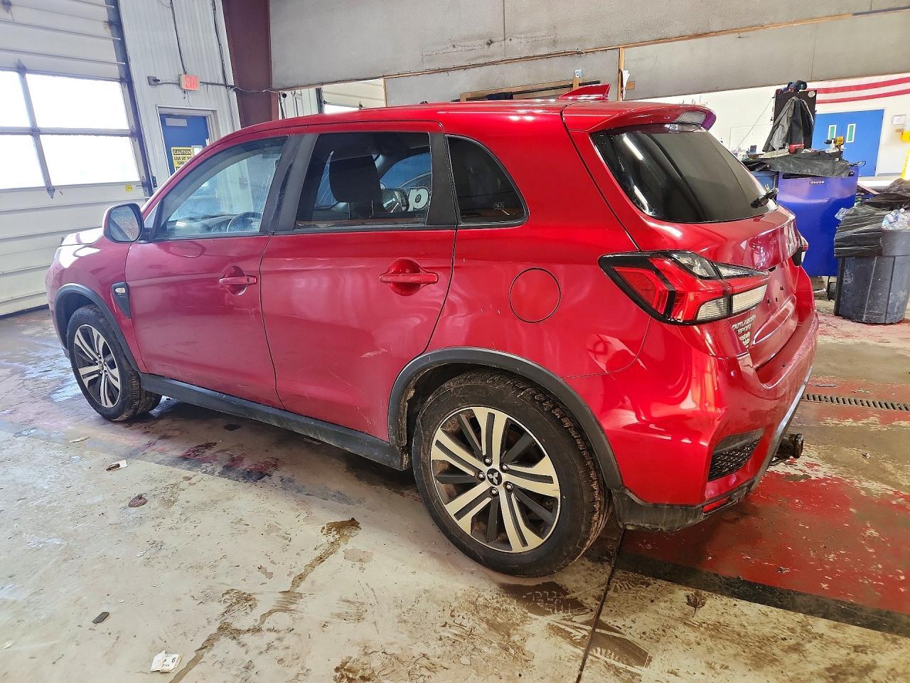 2020 Mitsubishi Outlander Sport Es - Image 2