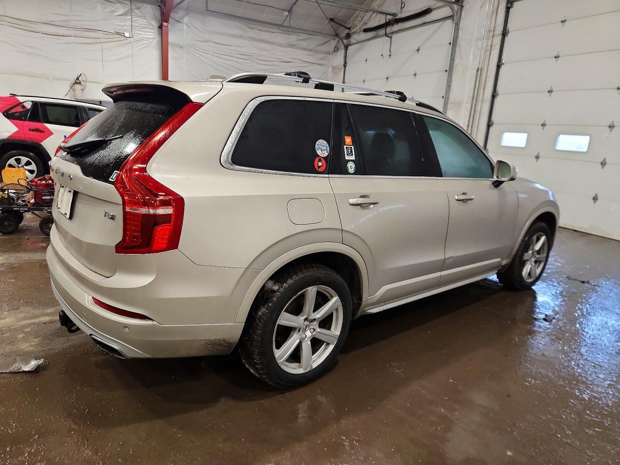 2016 Volvo Xc90 T8 - Image 3