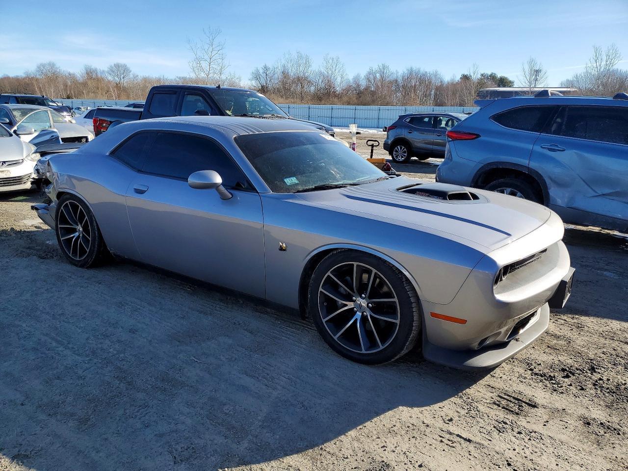 2018 Dodge Challenger R - Image 4