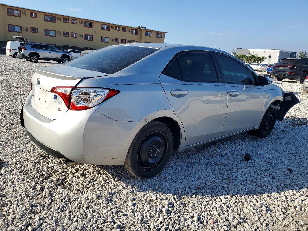 2016 Toyota Corolla S - Image 3