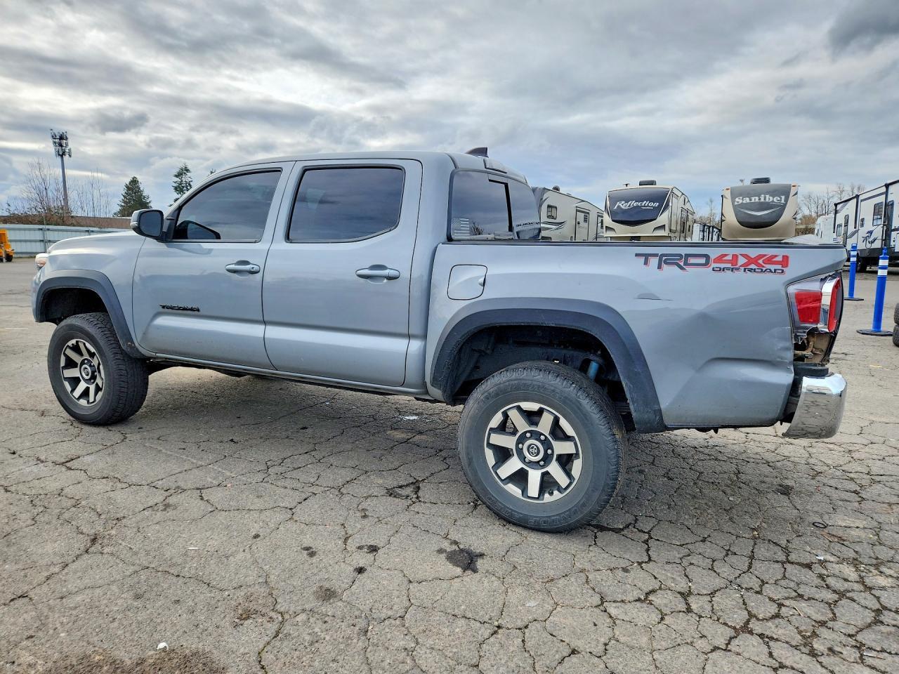 2021 Toyota Tacoma Double Cab - Фото 2