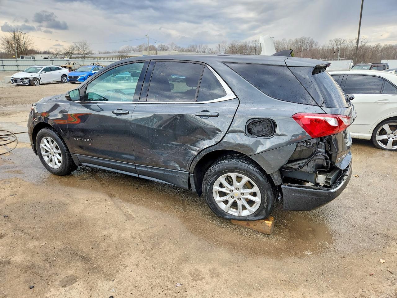 2019 Chevrolet Equinox Lt - Фото 2