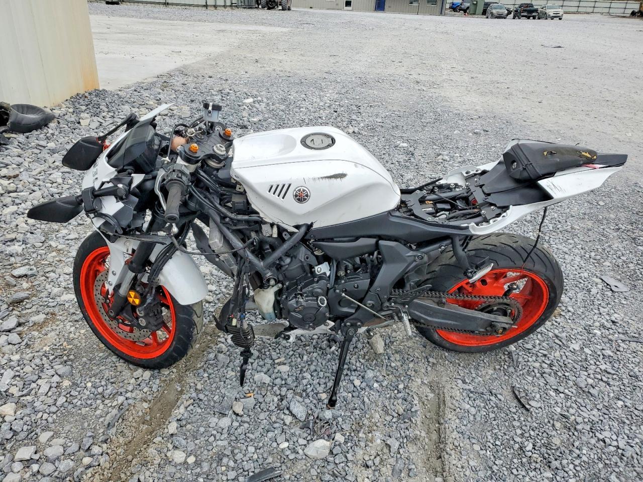 2023 Yamaha Yzfr7 - Фото 3