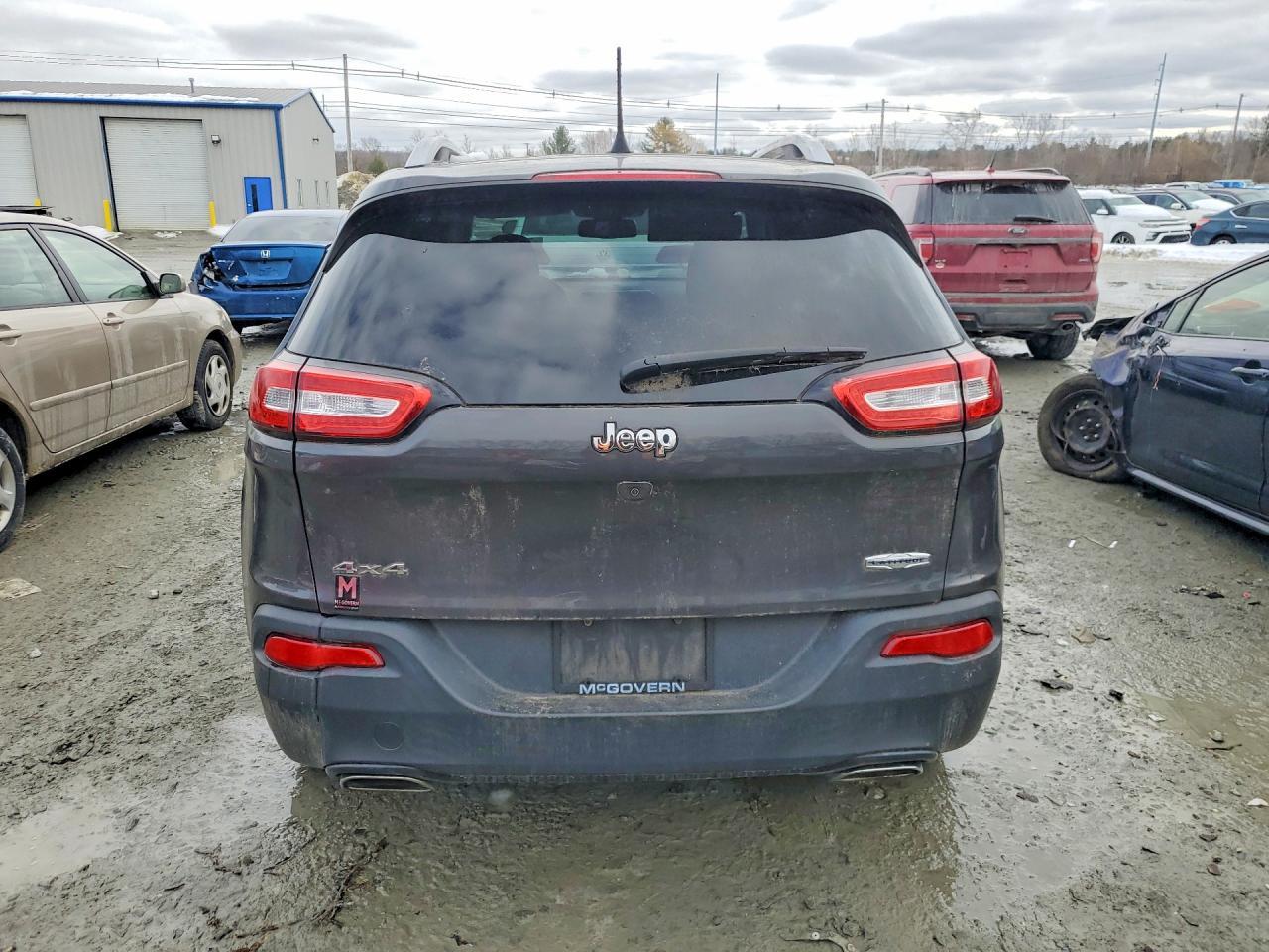 2017 Jeep Cherokee - Image 6