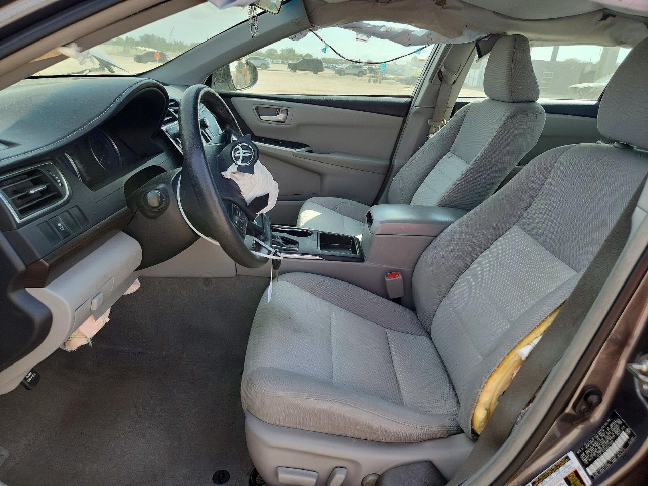 2016 Toyota Camry Le - Фото 7