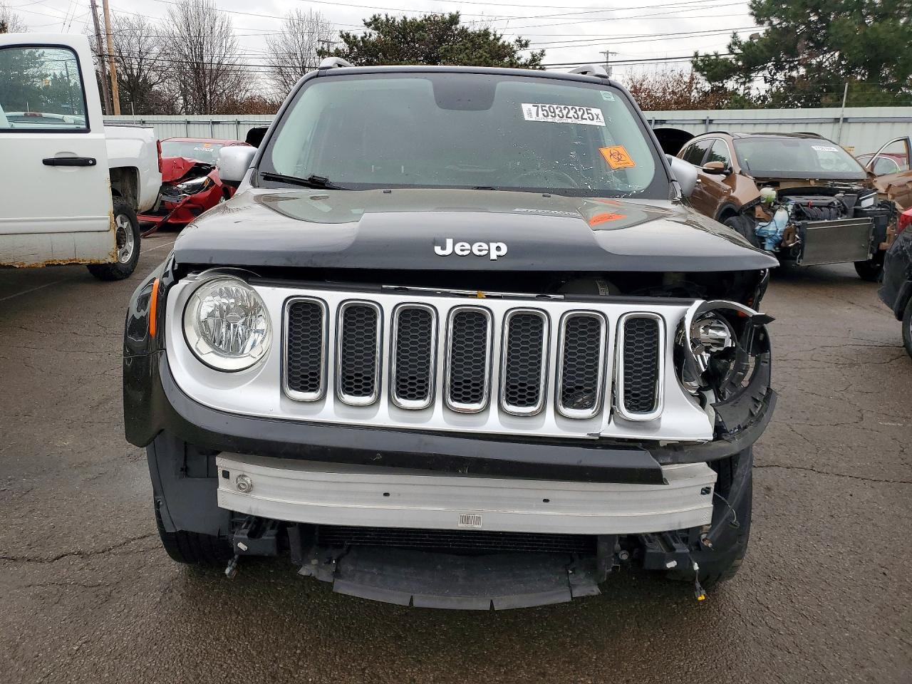 2015 Jeep Renegade Limited - Фото 5