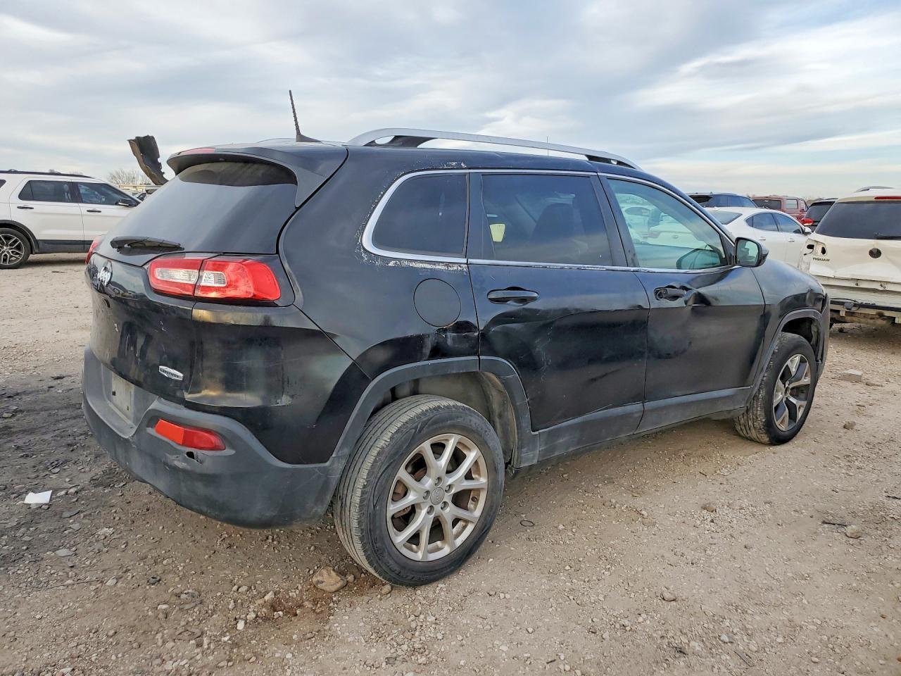 2018 Jeep Cherokee Latitude Plus - Фото 3