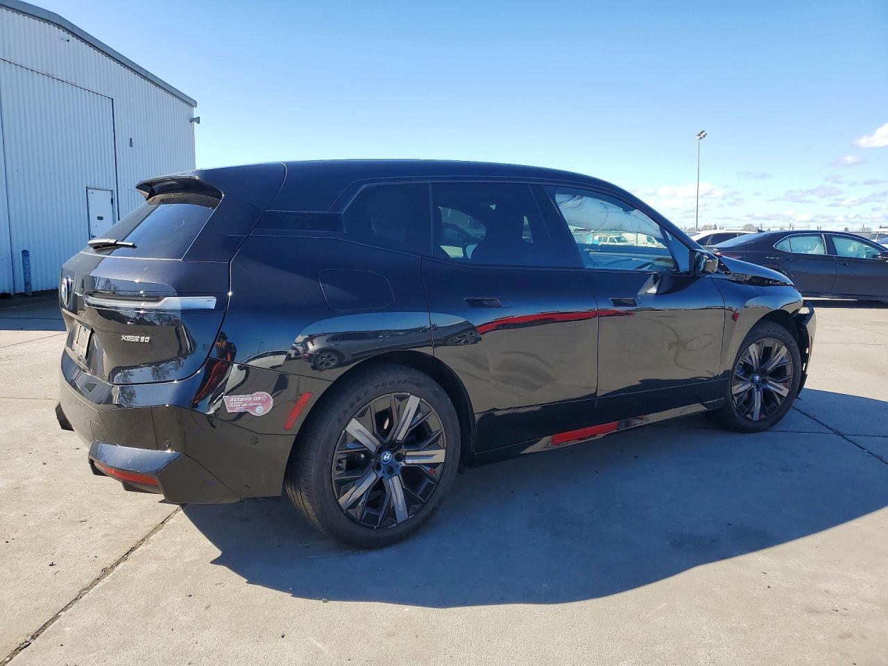 2025 BMW Ix xDrive50 - Image 3