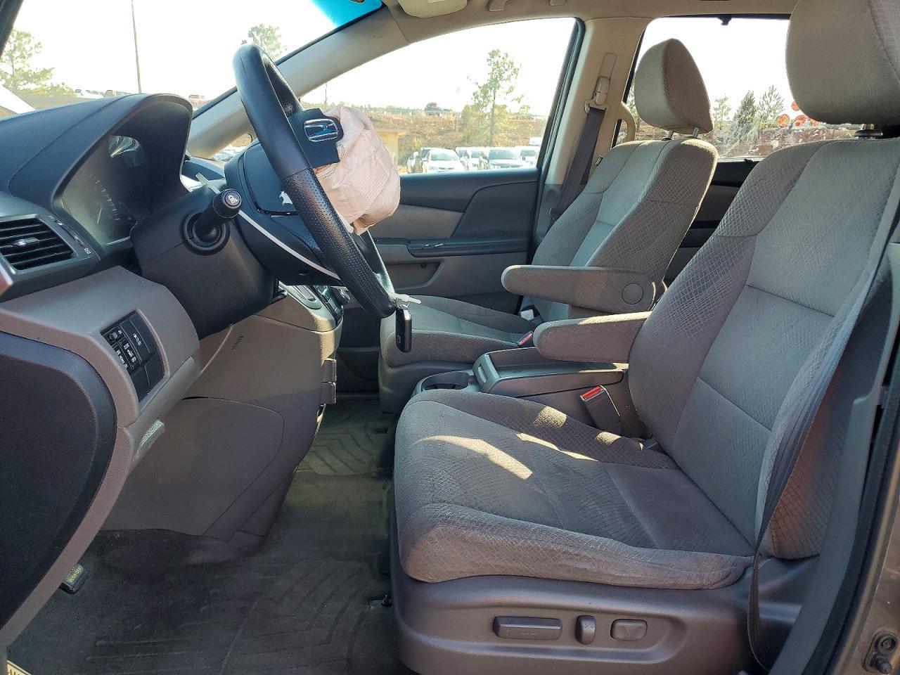 2017 Honda Odyssey Se - Image 7