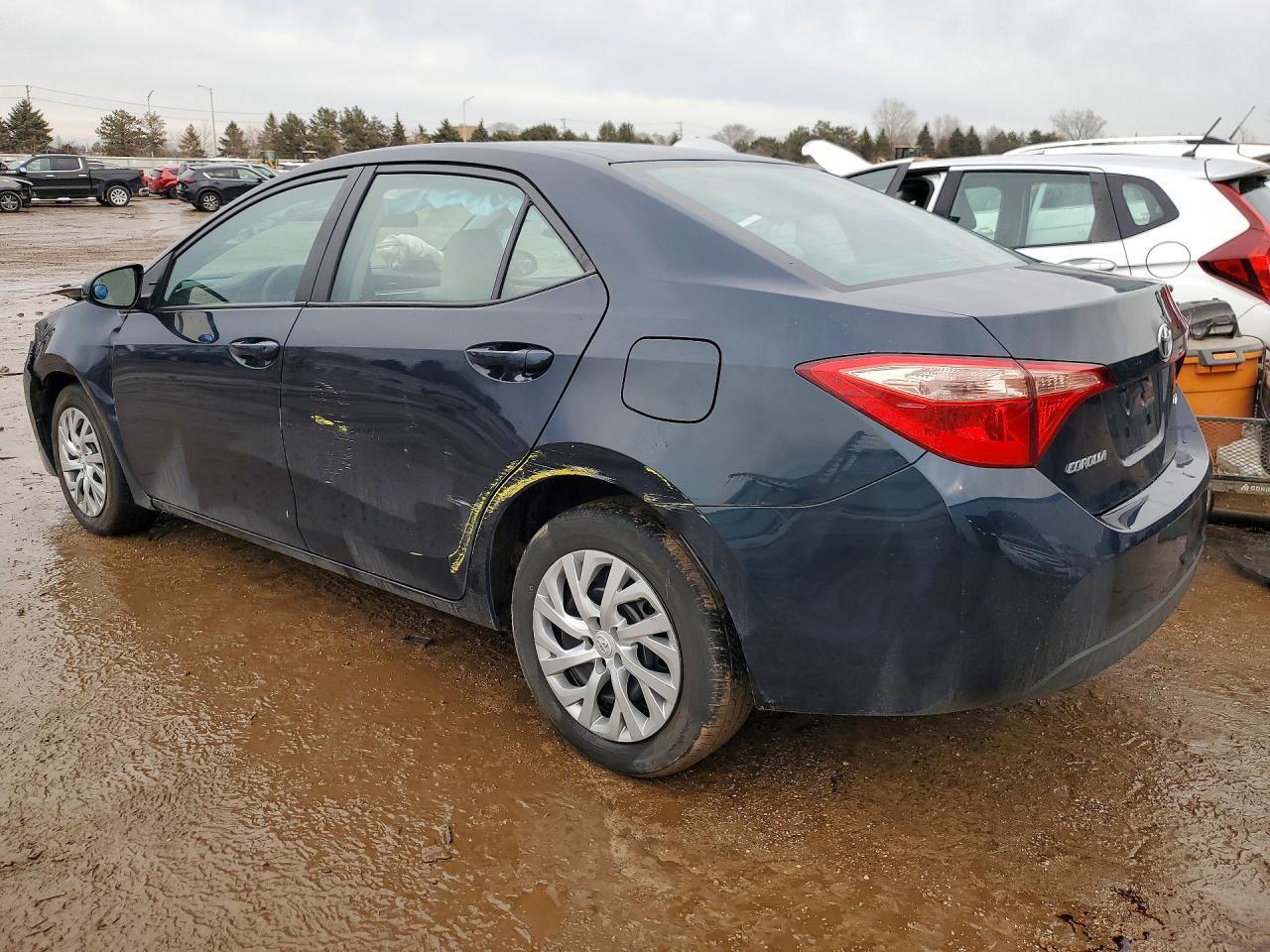 2019 Toyota Corolla Le - Image 2