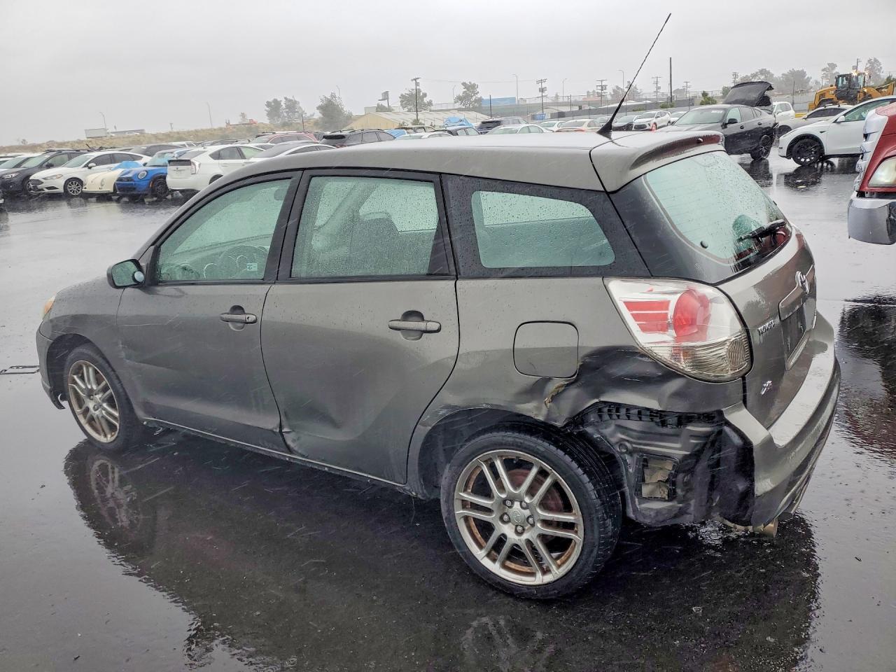 2006 Toyota Corolla Matrix Xr - Image 2