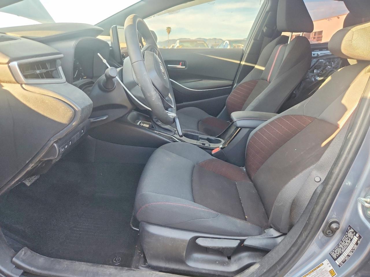 2025 Toyota Corolla Hybrid Se - Image 7