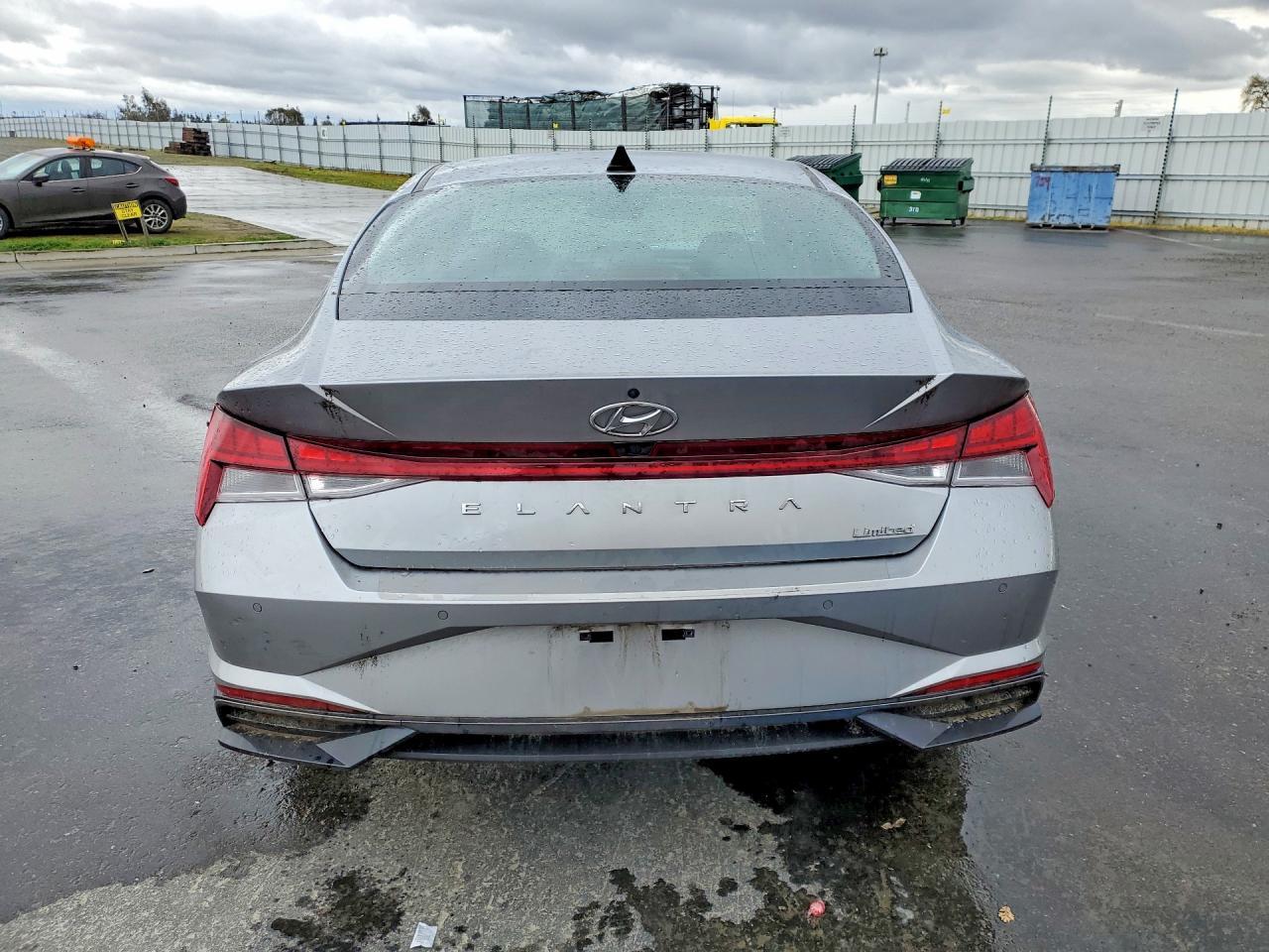 2022 Hyundai Elantra Limited - Фото 6