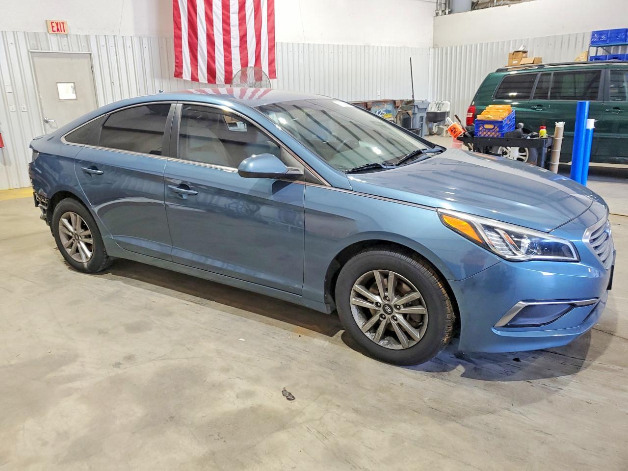 2017 Hyundai Sonata Se - Image 4