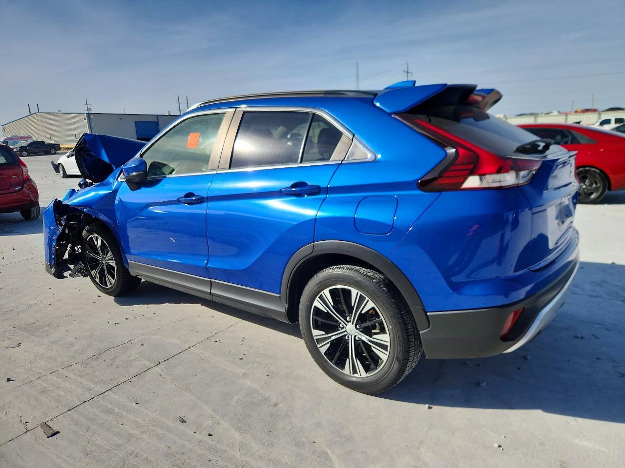 2022 Mitsubishi Eclipse Cross Se - Фото 2