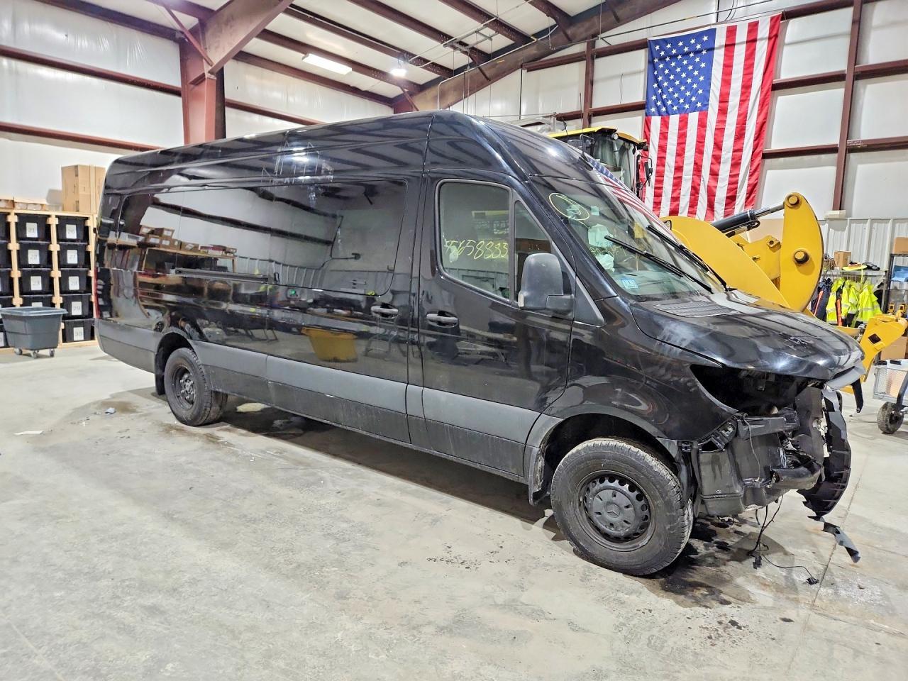 2022 Mercedes Benz Sprinter Delivery Van - Фото 4