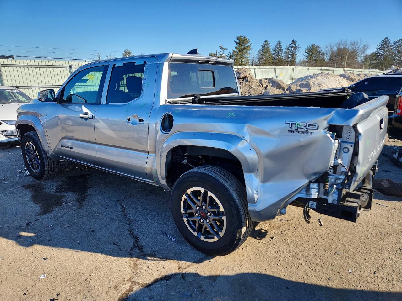 2024 Toyota Tacoma Double Cab - Фото 2