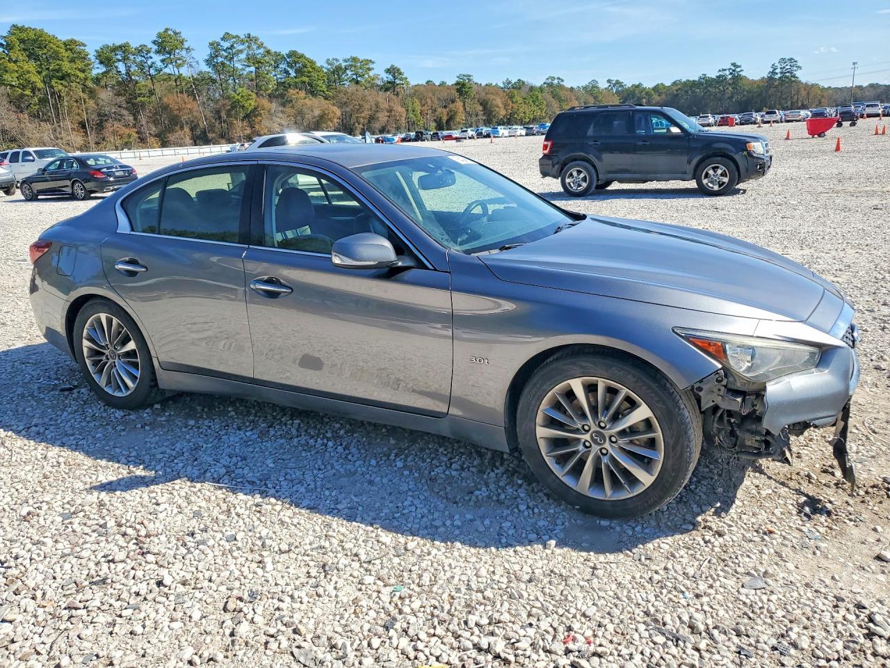 2019 Infiniti Q50 3.0T Luxe - Фото 4