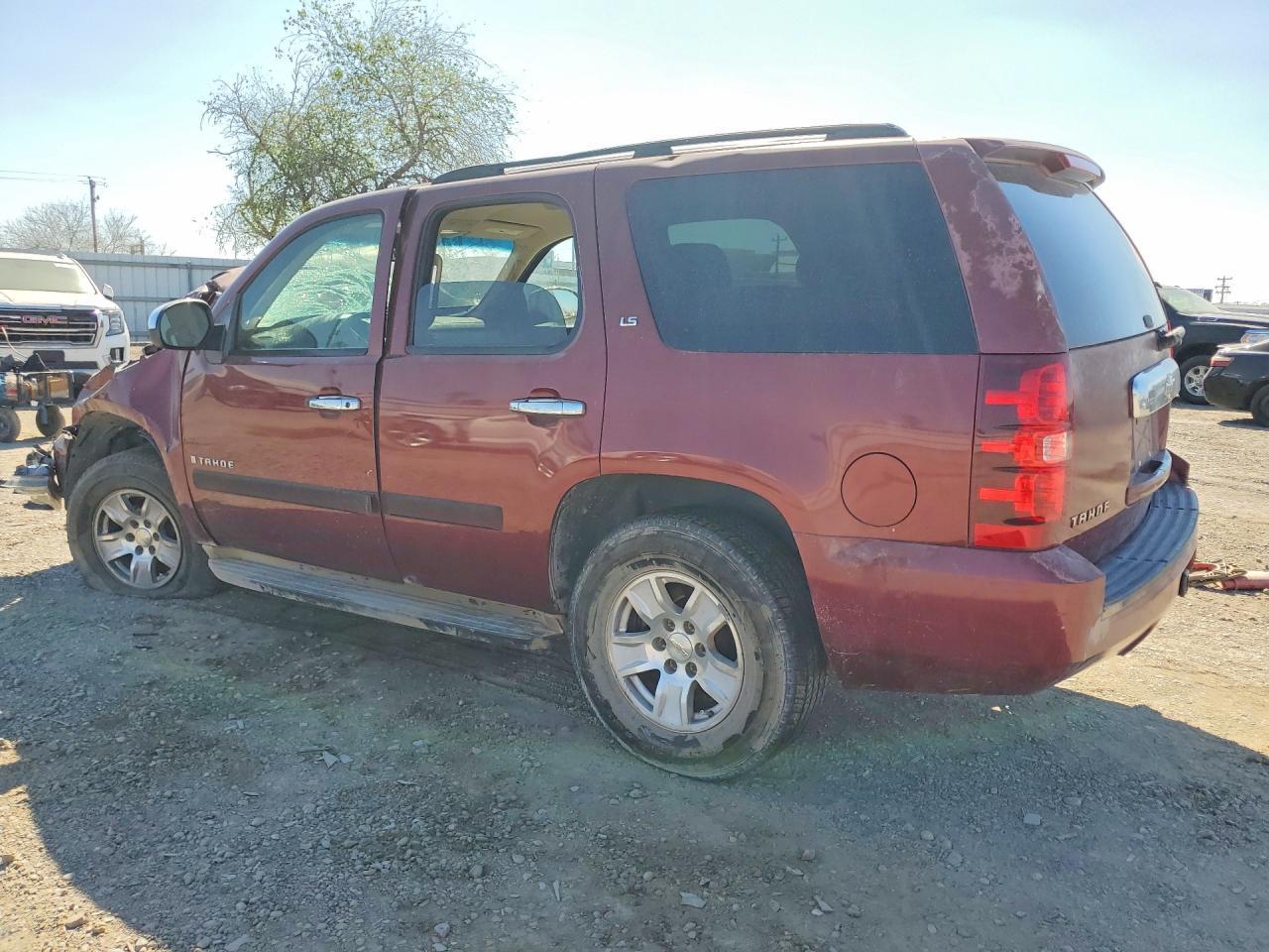 2008 Chevrolet Tahoe C1500 - Image 2
