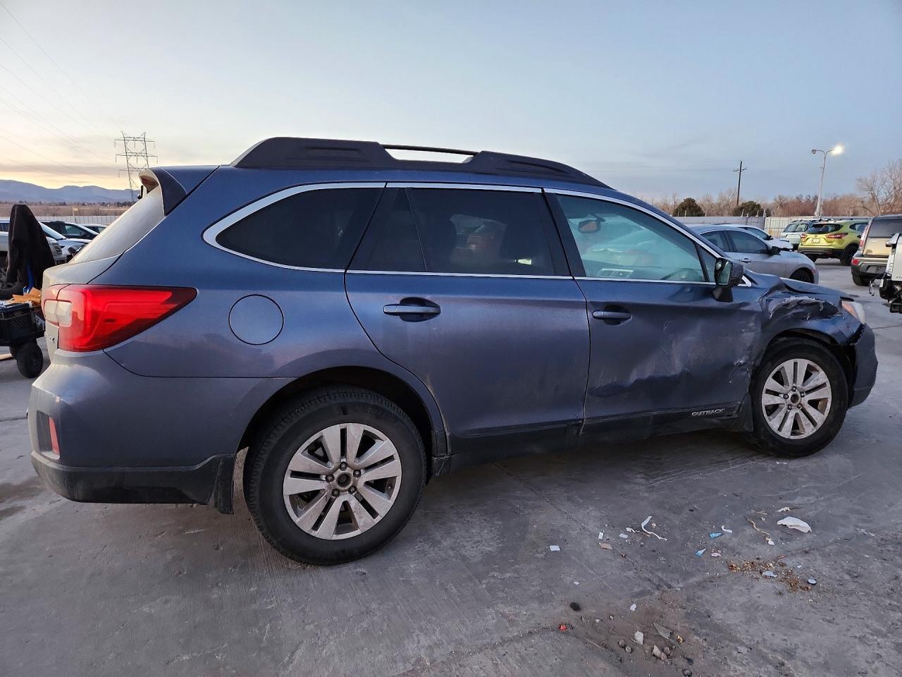 2015 Subaru Outback 2.5I Premium - Фото 3