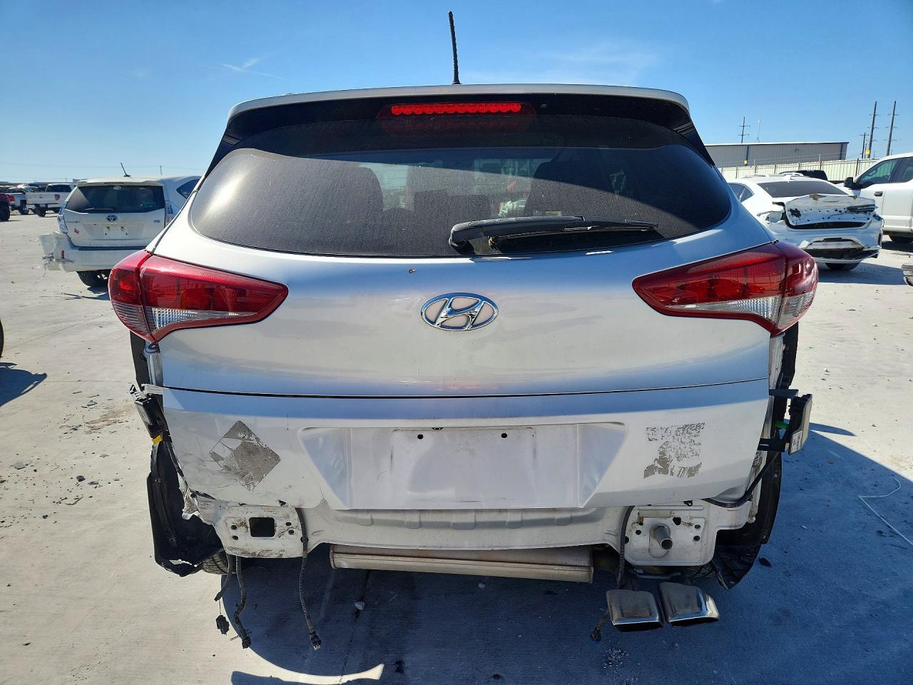 2016 Hyundai Tucson Sport - Фото 6