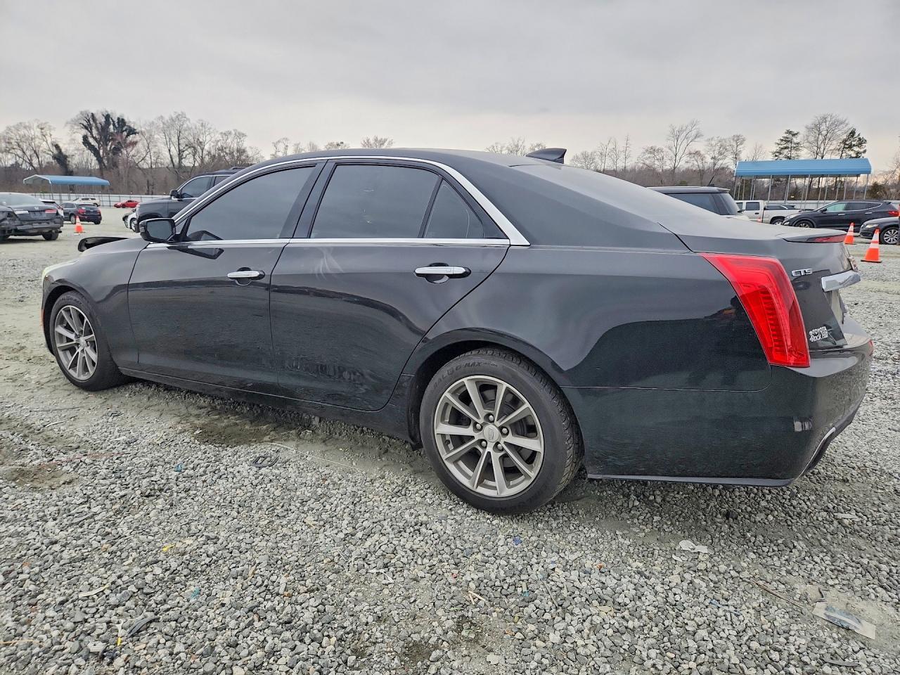 2017 Cadillac Cts Luxury - Image 2